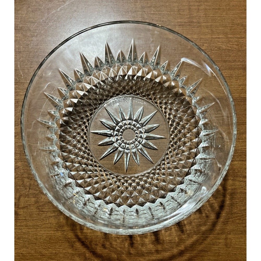 Vintage Arcoroc France‎ Clear Glass Diamond Starburst Pattern 9" Serving Bowl